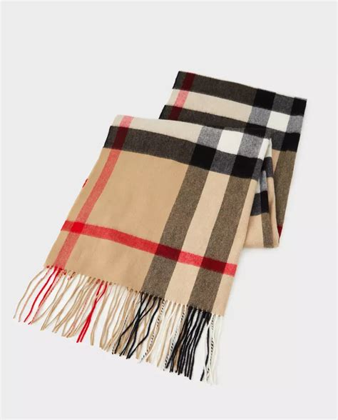 szalik w kratę burberry damski